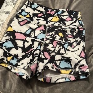 Fleo high waisted short
